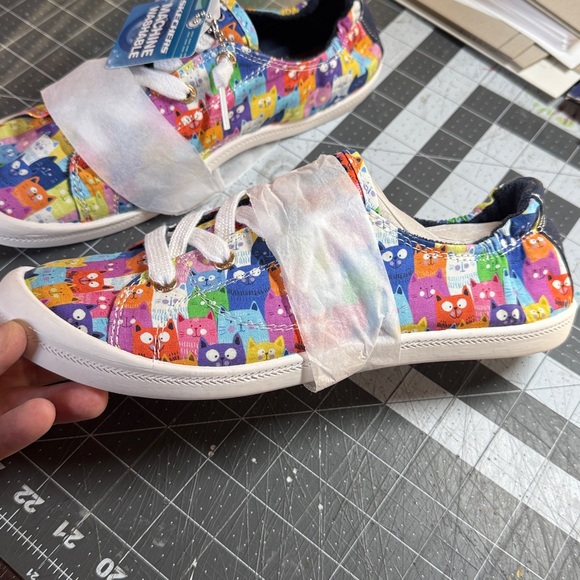 Skechers women’s  Multicolor Cat Sneakers “Bob’s” size 9US/39EU - Picture 2 of 8